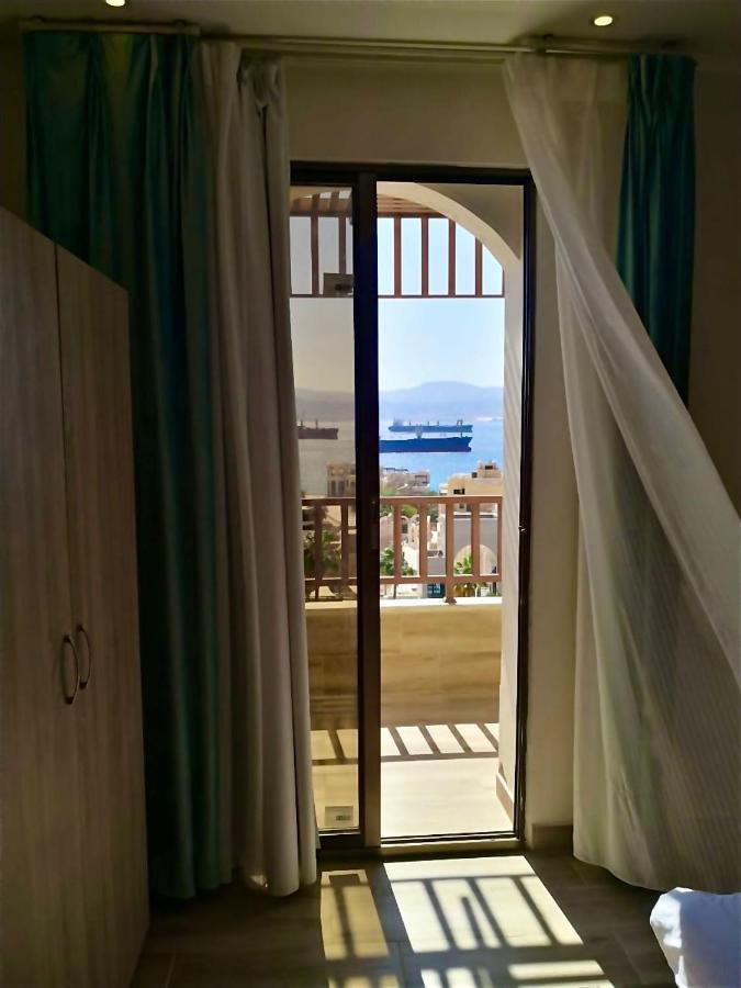 Castle Hotel apartamentowy *
